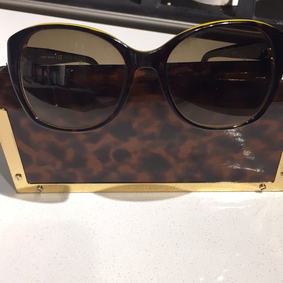 used tory burch sunglasses